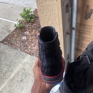 Gucci shoes NEEDS TO GO